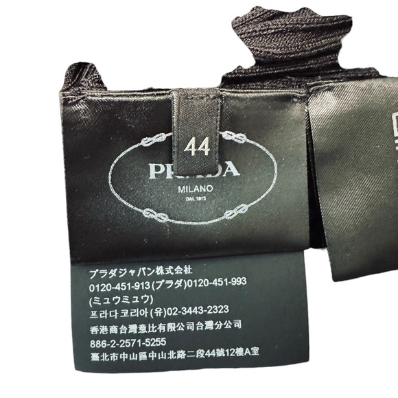 PRADA***Sleveeless Black Turtleneck****I 44 US 10***$1370 - Picture 11 of 13